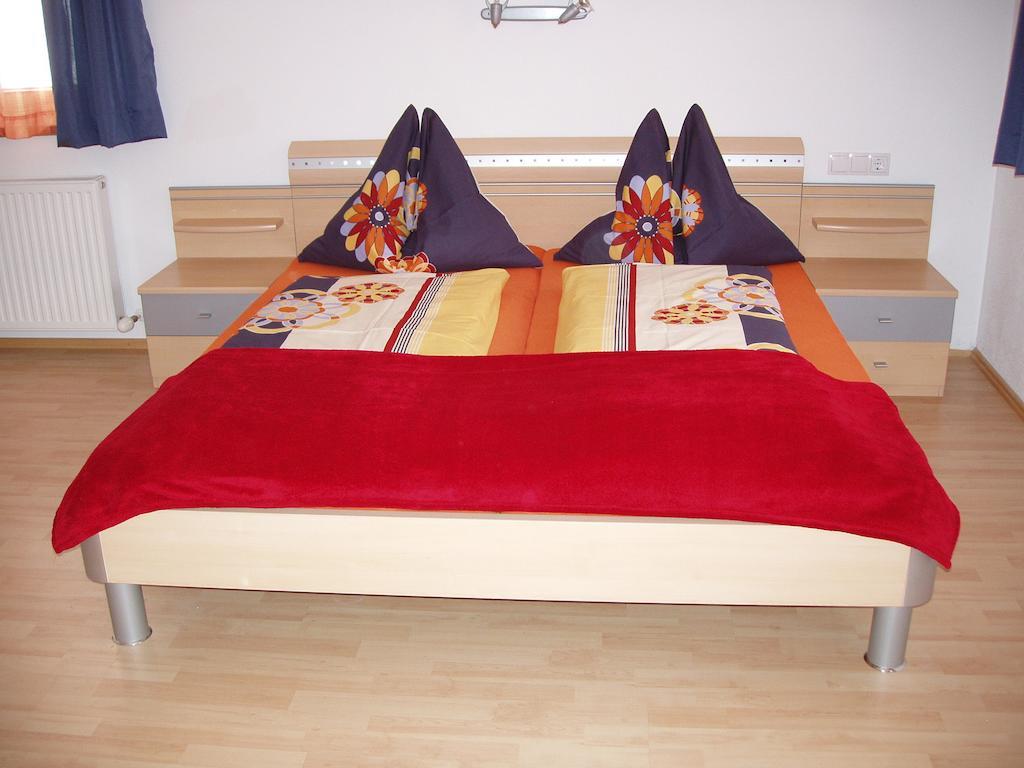 Ferienwohnung Wohlfartstaetter 아우파흐 객실 사진